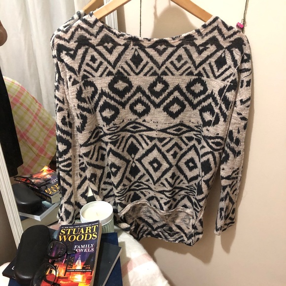 Sweater - Picture 2 of 3